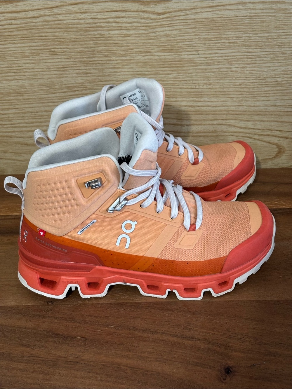 On Running Cloudrock Waterproof 2 Copper/Flare Women’s Hiking Boots